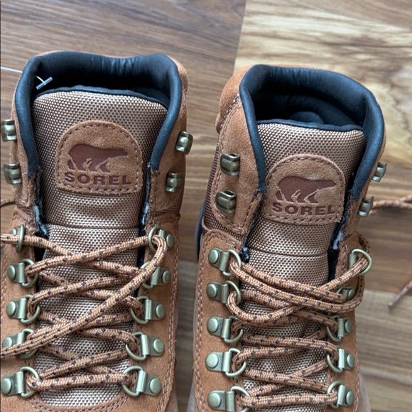 Sorel Men’s  Ankeny ll NWOT Men's Tan and Black Lace-Up hiking Boots - Picture 6 of 10